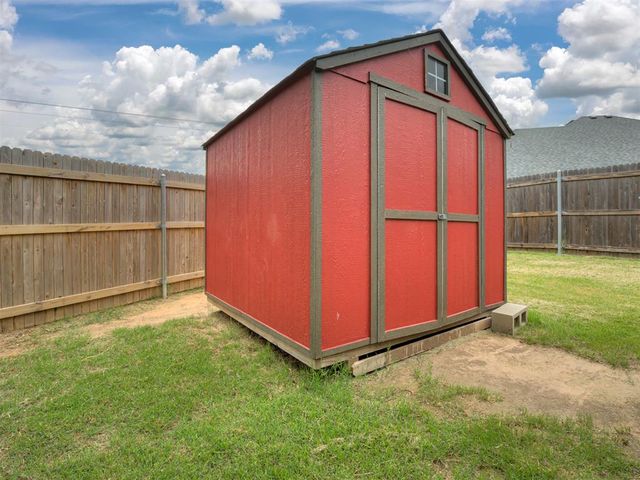 17401 Murcielago Court, Oklahoma City, OK 73170