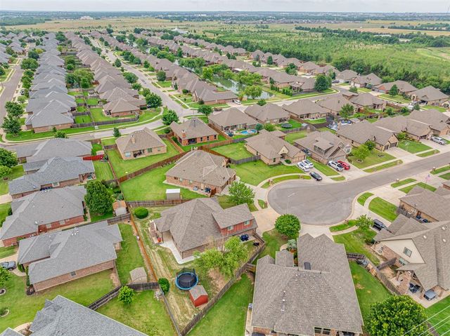 17401 Murcielago Court, Oklahoma City, OK 73170