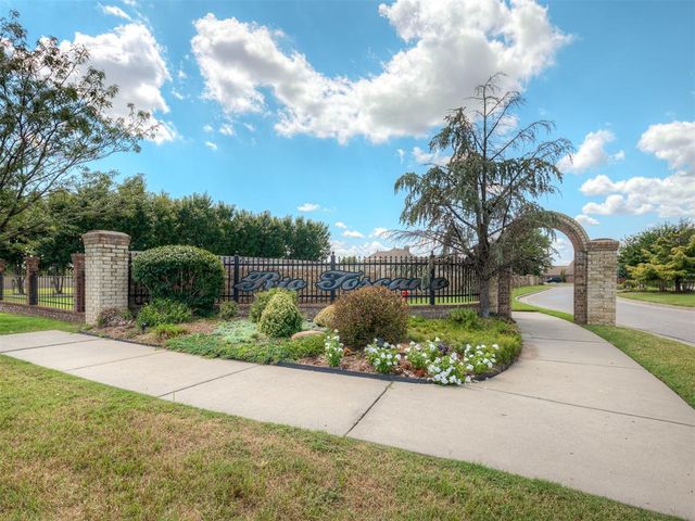 17401 Murcielago Court, Oklahoma City, OK 73170