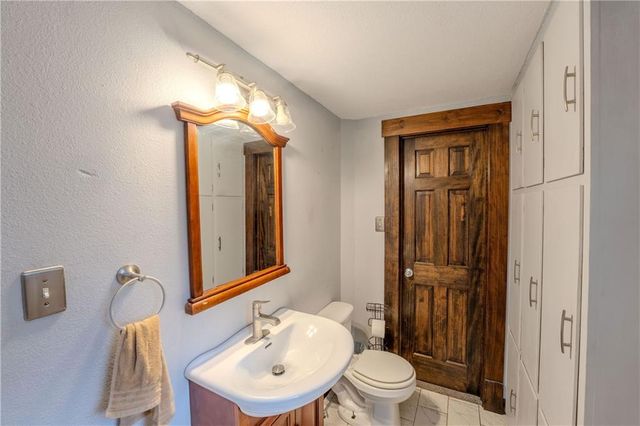 630 S Evergreen Avenue, Chanute, KS 66720