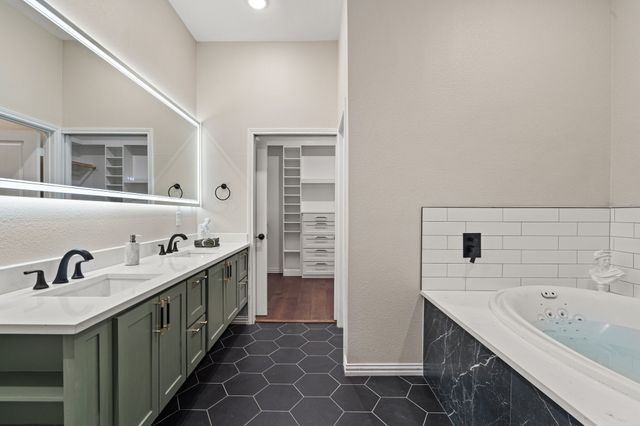 2514 Carpenter Avenue, Dallas, TX 75215