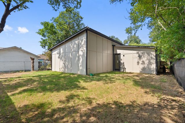 2514 Carpenter Avenue, Dallas, TX 75215