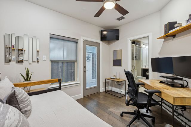 762 Spanish Oaks Place, Dallas, TX 75204