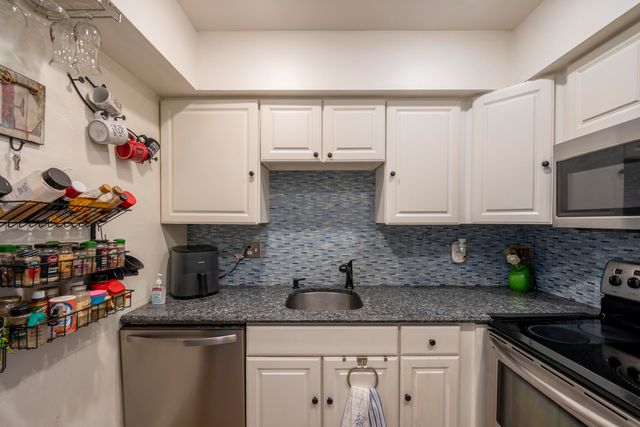 950 S Kanner Highway B30, Stuart, FL 34994