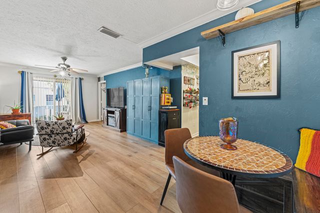 950 S Kanner Highway B30, Stuart, FL 34994