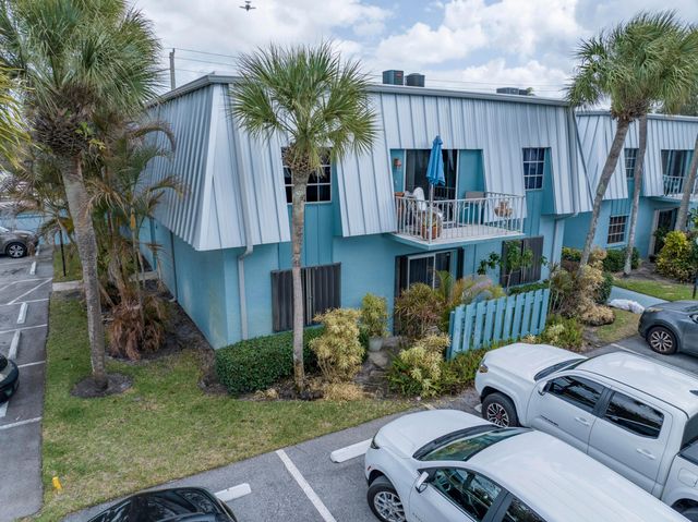 950 S Kanner Highway B30, Stuart, FL 34994