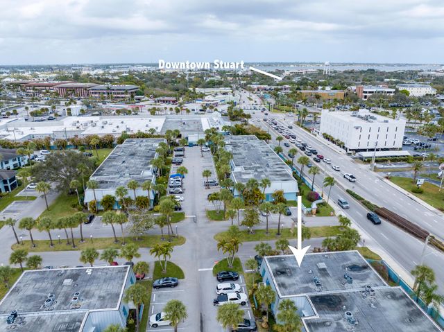 950 S Kanner Highway B30, Stuart, FL 34994