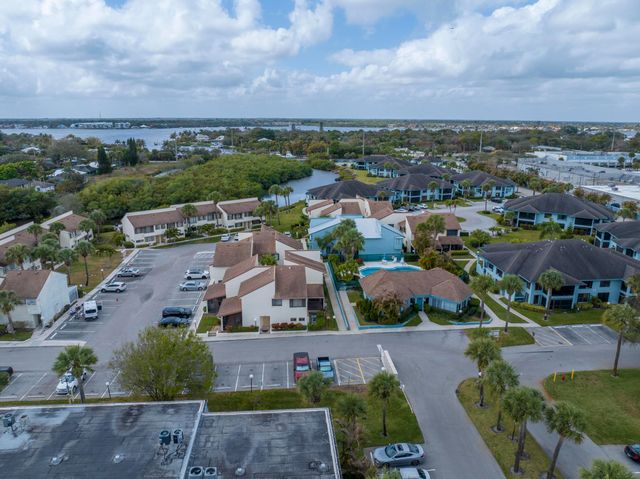 950 S Kanner Highway B30, Stuart, FL 34994