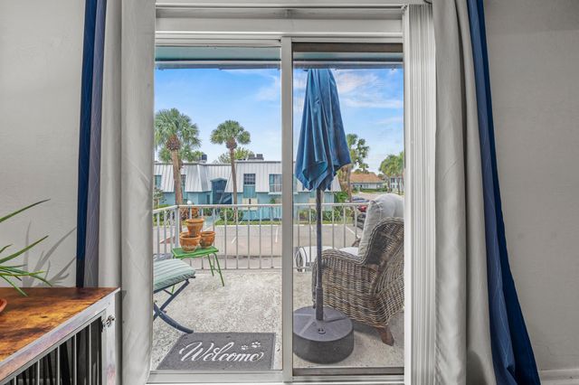 950 S Kanner Highway B30, Stuart, FL 34994