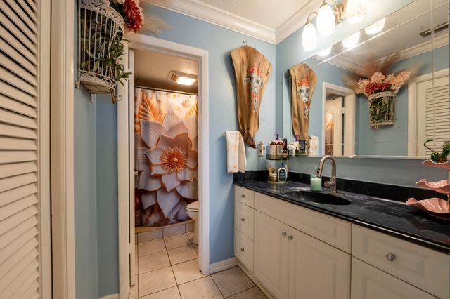 950 S Kanner Highway B30, Stuart, FL 34994