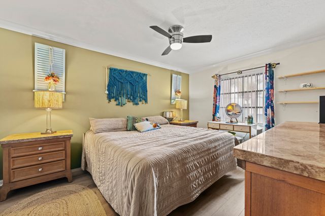 950 S Kanner Highway B30, Stuart, FL 34994