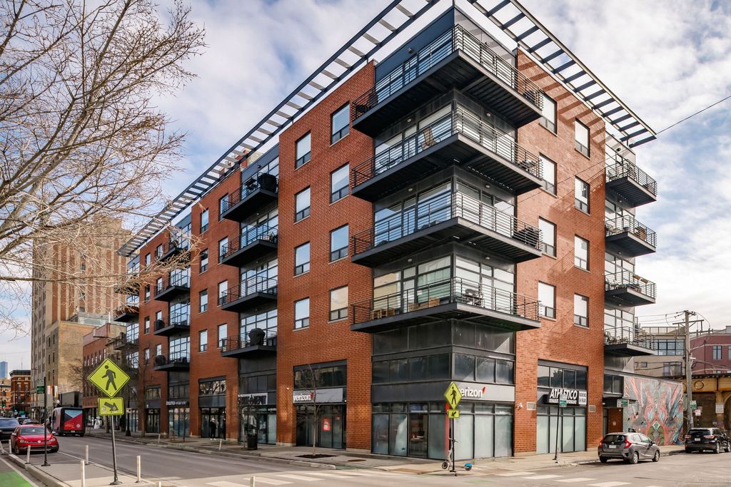 2045 W Concord Place 604, Chicago, IL 60647