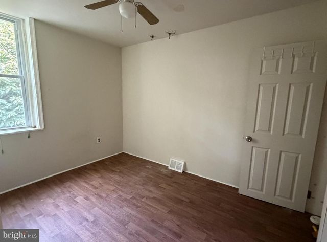 3433 MOUNT VERNON ST, Philadelphia, PA 19104