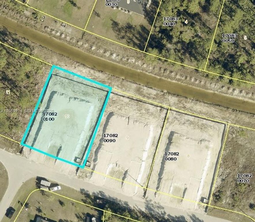 1946 Victor Lane, Lehigh Acres, FL 33972