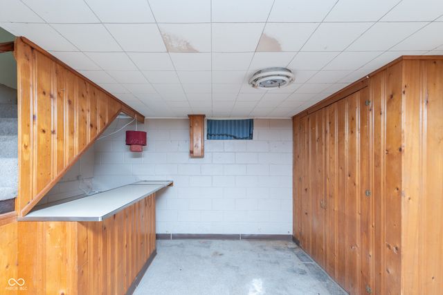 5317 E Saint Joseph Street, Indianapolis, IN 46219