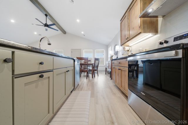 5820 Coldspring Lane, Bartlesville, OK 74006