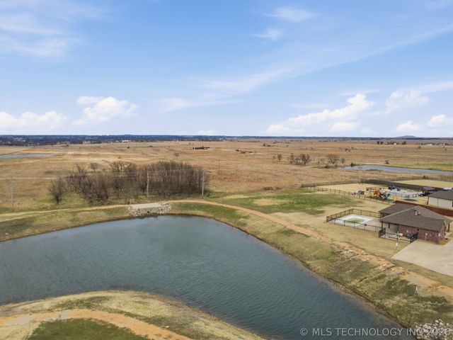 5820 Coldspring Lane, Bartlesville, OK 74006