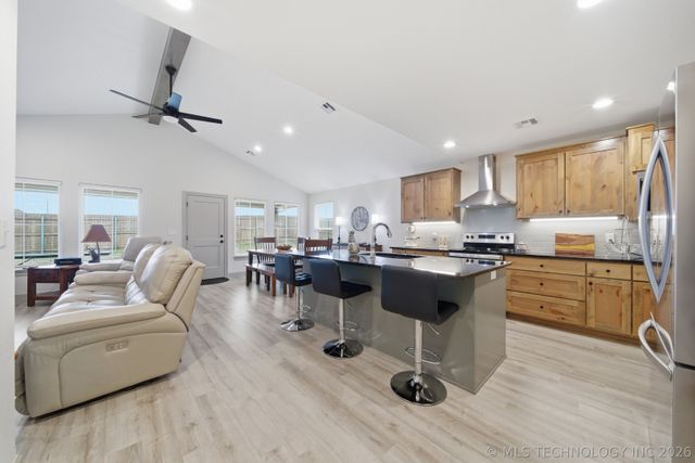 5820 Coldspring Lane, Bartlesville, OK 74006