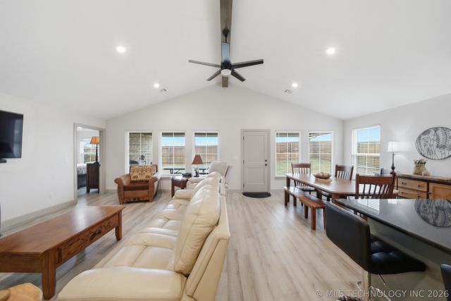 5820 Coldspring Lane, Bartlesville, OK 74006