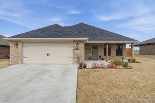 5820 Coldspring Lane, Bartlesville, OK 74006