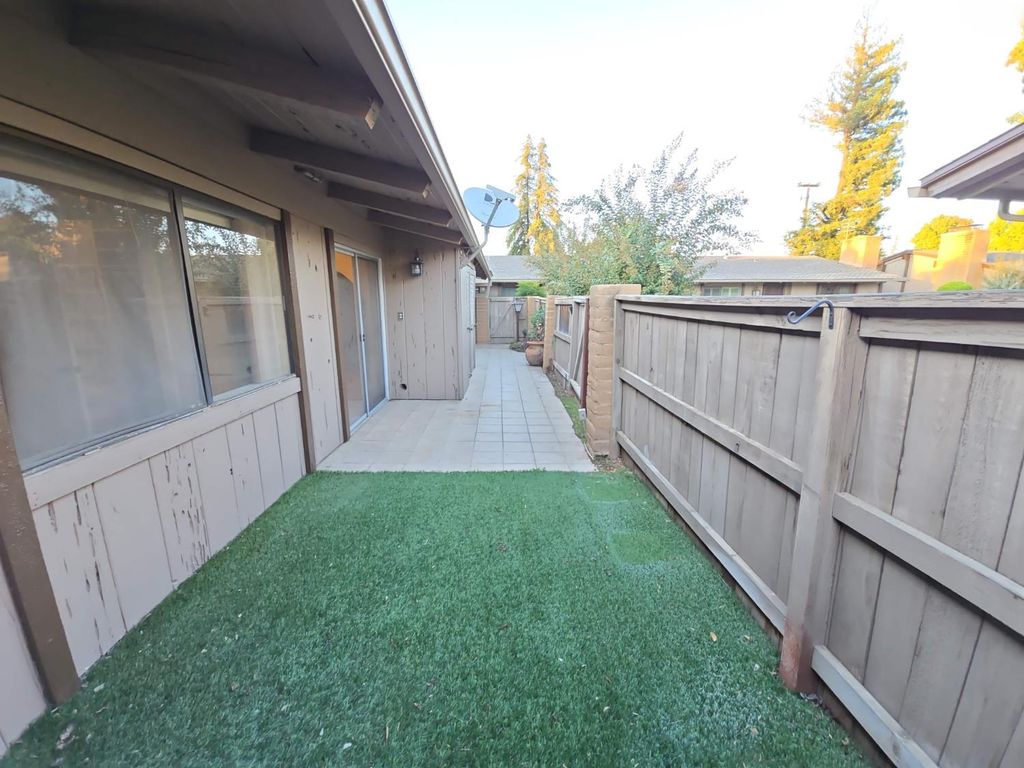Image 20 of property listing at 5064 N Wishon Avenue # A, Fresno, CA 93704