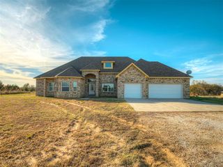 9202 Cleo Lane, Mcloud, OK 74851
