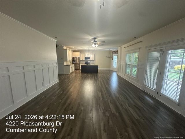 4220 Pleasantburg Drive, Fayetteville, NC 28312