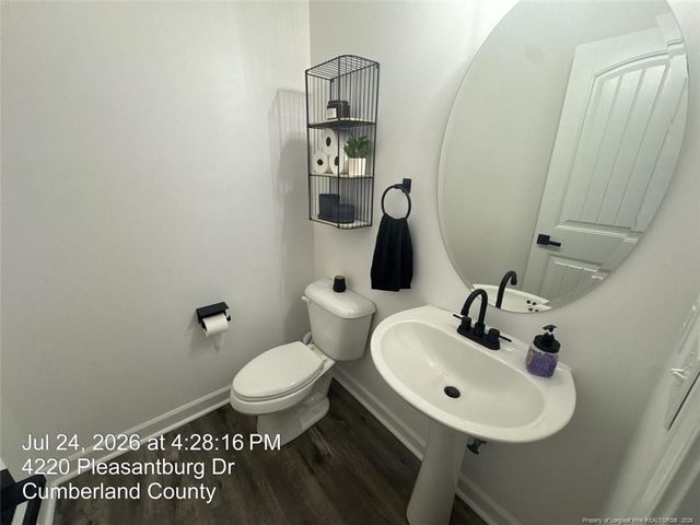 4220 Pleasantburg Drive, Fayetteville, NC 28312