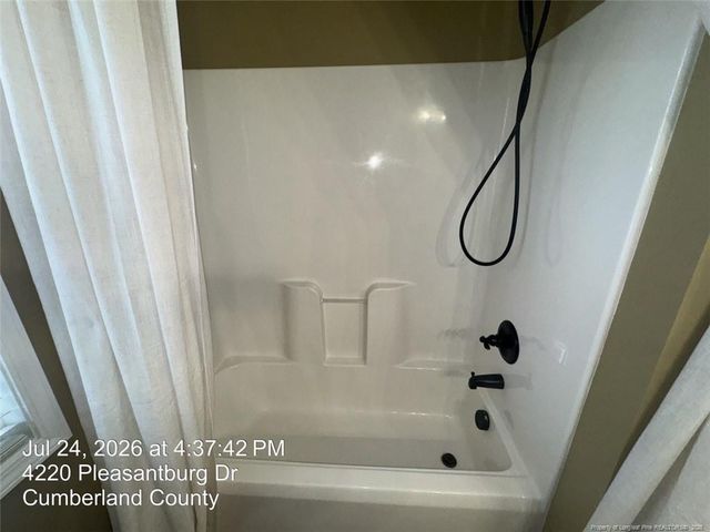 4220 Pleasantburg Drive, Fayetteville, NC 28312