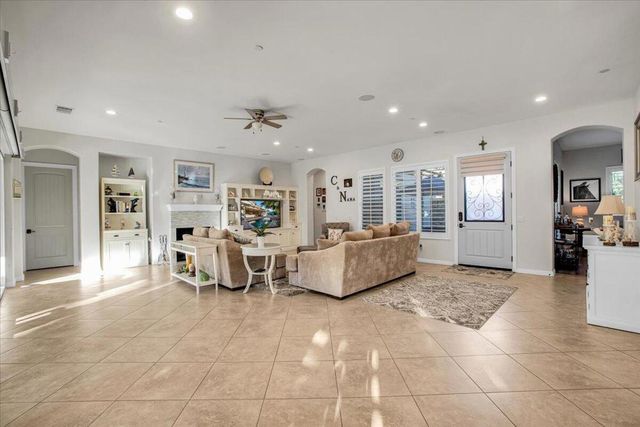57755 Barristo Circle, La Quinta, CA 92253