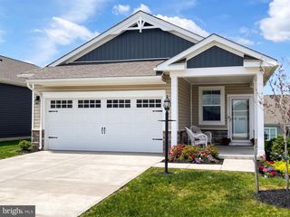 43 CHOKEBERRY WAY, Gettysburg, PA 17325
