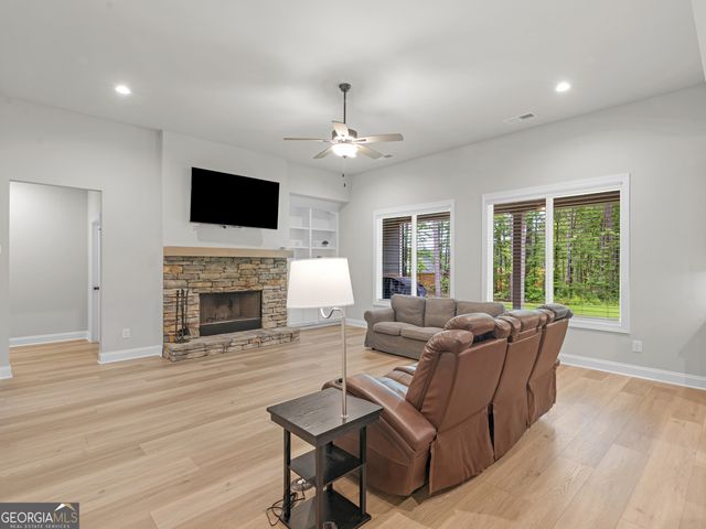 5 Tea House Lane, Newnan, GA 30263