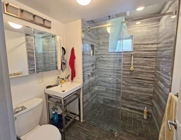15 Walnut St, Somerville, MA 02143