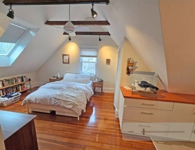 15 Walnut St, Somerville, MA 02143