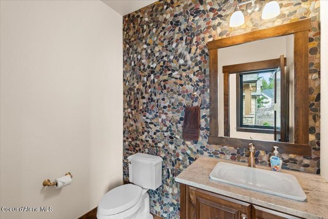 3544 E WINRAY DR, Hayden, ID 83835