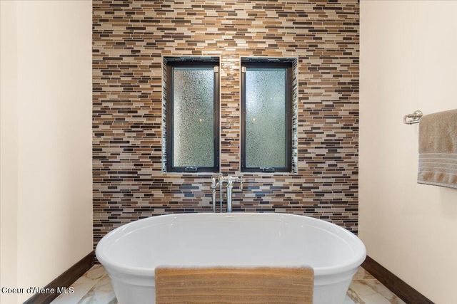 3544 E WINRAY DR, Hayden, ID 83835
