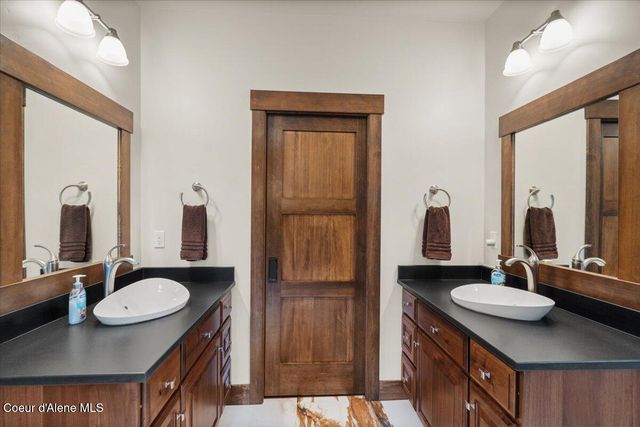 3544 E WINRAY DR, Hayden, ID 83835