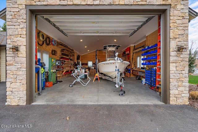 3544 E WINRAY DR, Hayden, ID 83835