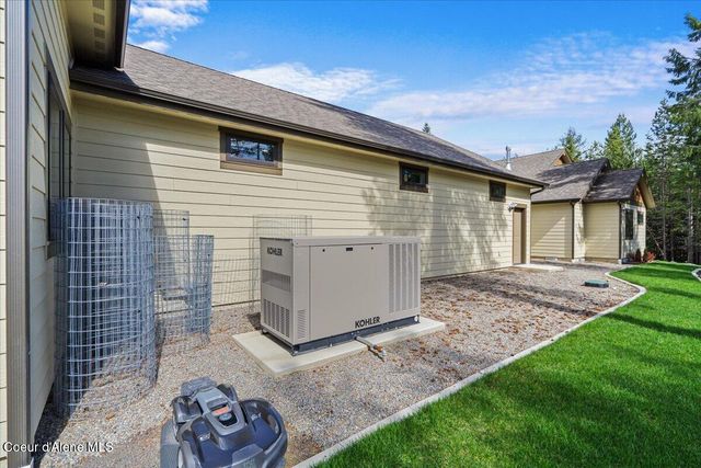 3544 E WINRAY DR, Hayden, ID 83835