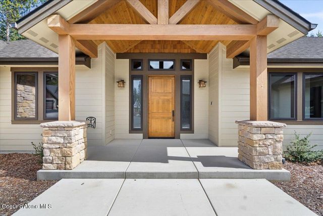 3544 E WINRAY DR, Hayden, ID 83835