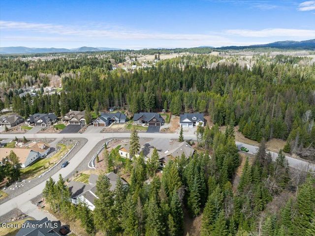 3544 E WINRAY DR, Hayden, ID 83835