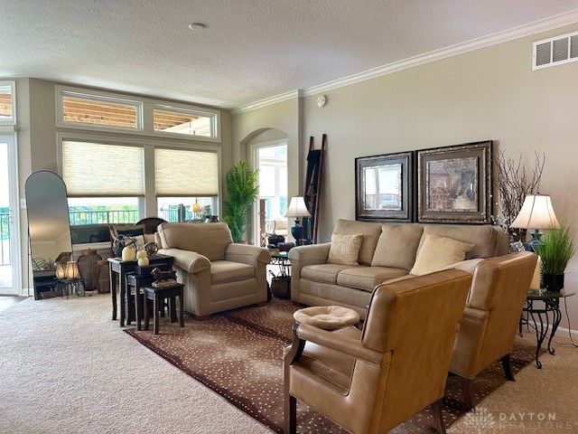 1363 Lake Run Drive, Lebanon, OH 45036