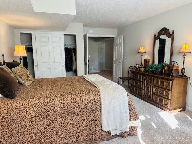 1363 Lake Run Drive, Lebanon, OH 45036