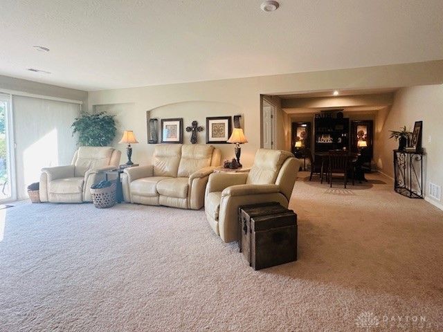 1363 Lake Run Drive, Lebanon, OH 45036