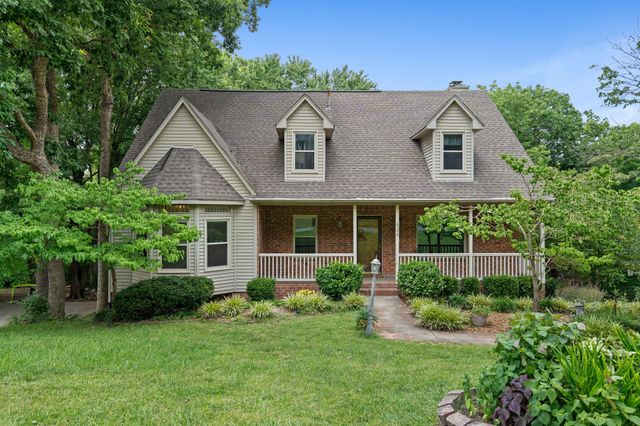 626 Knollwood Dr, La Vergne, TN 37086