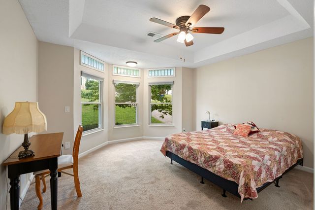 626 Knollwood Dr, La Vergne, TN 37086