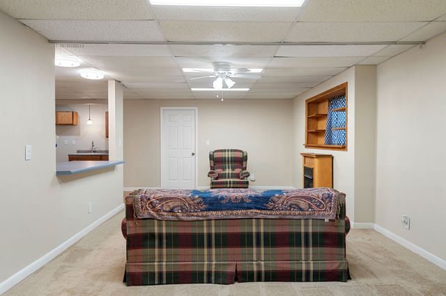 626 Knollwood Dr, La Vergne, TN 37086