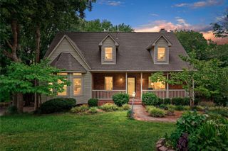 626 Knollwood Dr, La Vergne, TN 37086