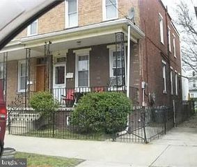 503 CHAMBERS AVE, Gloucester City, NJ 08030
