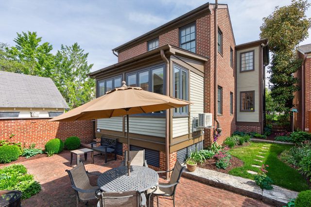 120 E Third Street, Lexington, KY 40508
